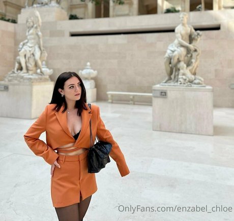 Enzabel_chloe