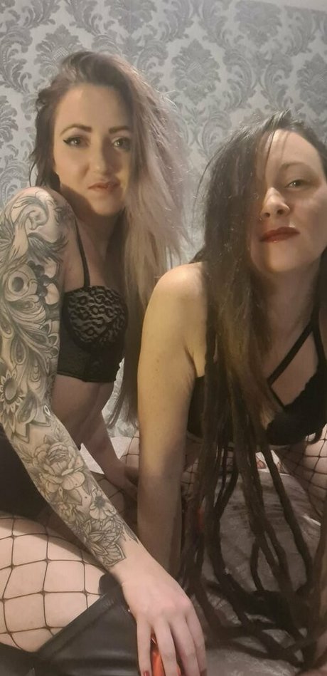 Naakte gelekte OnlyFans-foto van Blazediablo