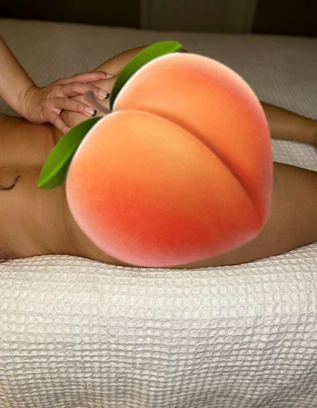 Naakte gelekte OnlyFans-foto van Emmaaveryfree
