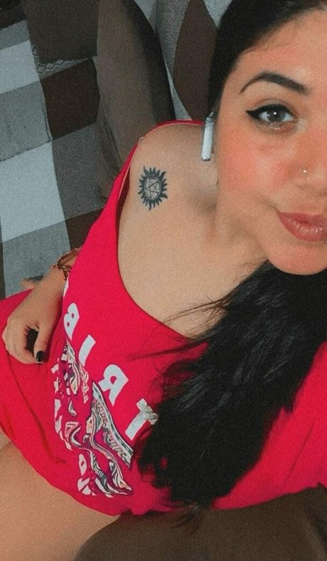 Naakte gelekte OnlyFans-foto van Shay Bongiovi