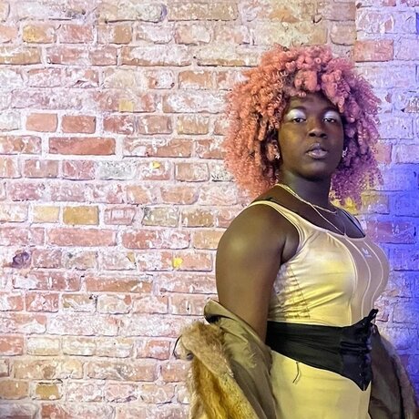 Naakte gelekte OnlyFans-foto van Laquefa