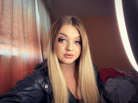 Naakte gelekte OnlyFans-foto van B