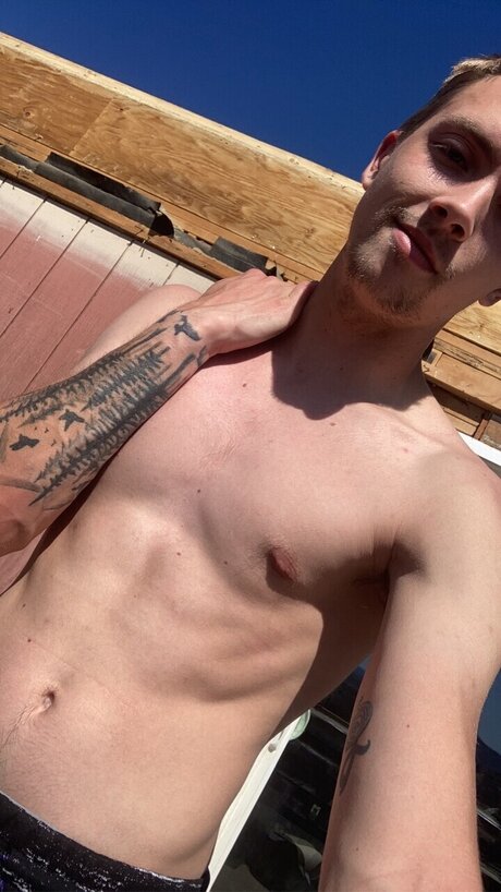 Naakte gelekte OnlyFans-foto van Tony 