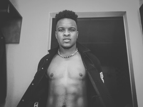 Naakte gelekte OnlyFans-foto van Mrluvkng