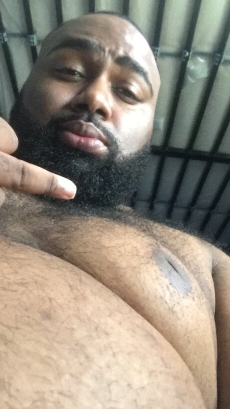 Naakte gelekte OnlyFans-foto van Jerry Linder