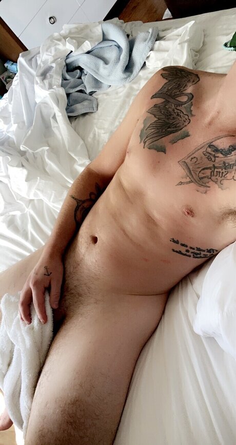 Naakte gelekte OnlyFans-foto van Sammy Gonzalez