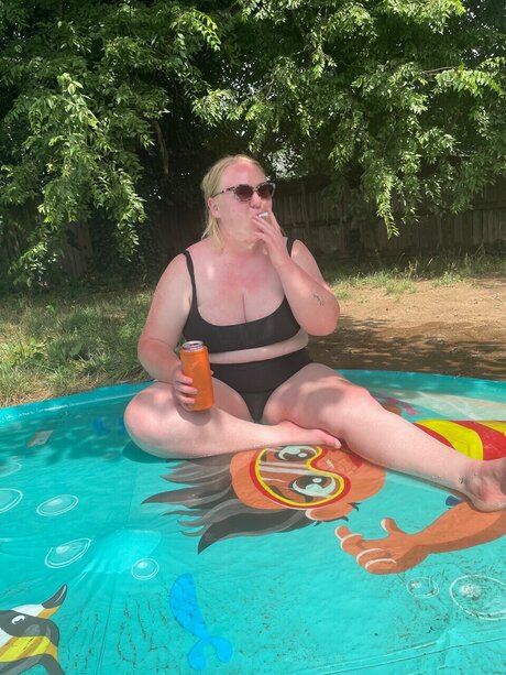 Naakte gelekte OnlyFans-foto van Ccamelcrush