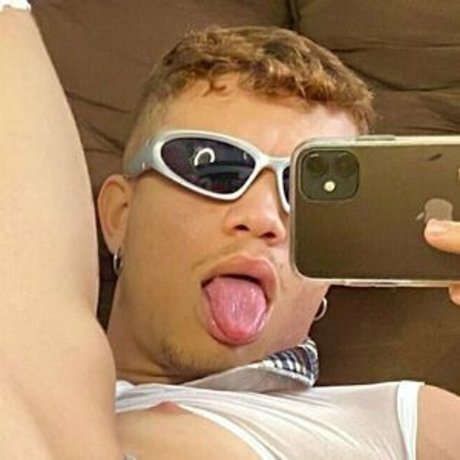 Naakte gelekte OnlyFans-foto van Kelzinho