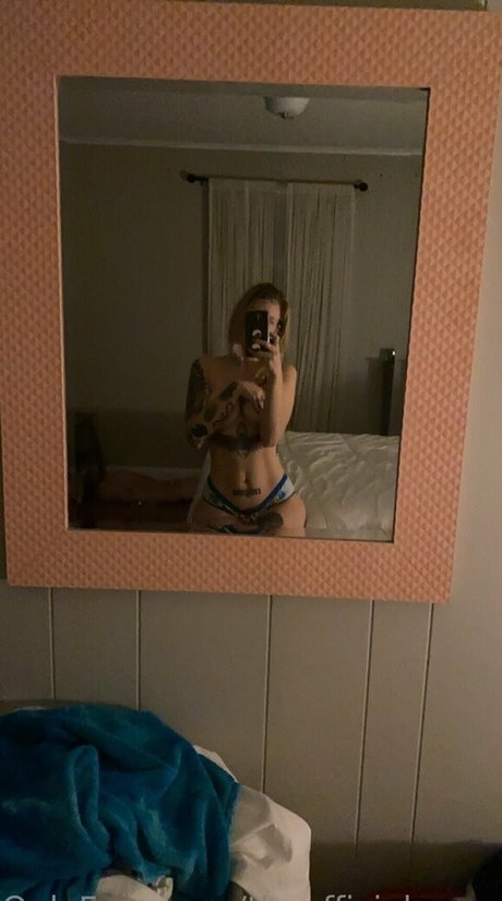 Naakte gelekte OnlyFans-foto van Theofficialamandashow