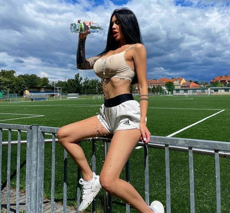 Naakte gelekte OnlyFans-foto van Unholymary