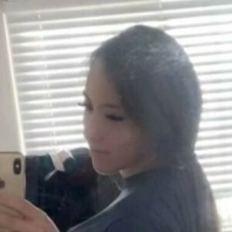 Naakte gelekte OnlyFans-foto van Ayyojessicaa