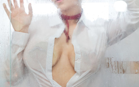 Naakte gelekte OnlyFans-foto van Juka Crasoves
