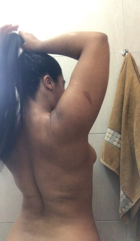 Queli Cruz