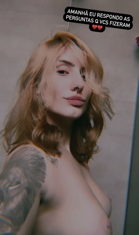 Naakte gelekte OnlyFans-foto van Babirosa99