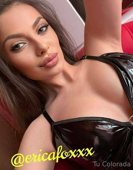 Naakte gelekte OnlyFans-foto van Rebka