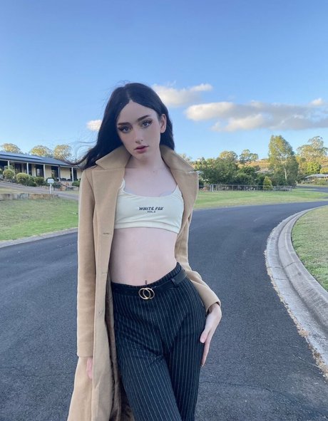 Venus Moorez