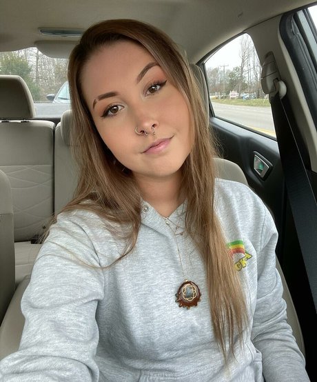 Naakte gelekte OnlyFans-foto van Scarlett Jade