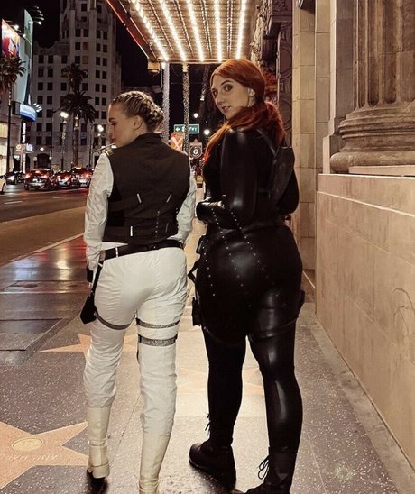Naakte gelekte OnlyFans-foto van Mel Capperinogarcia