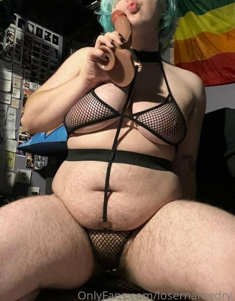 Naakte gelekte OnlyFans-foto van Losernamedry