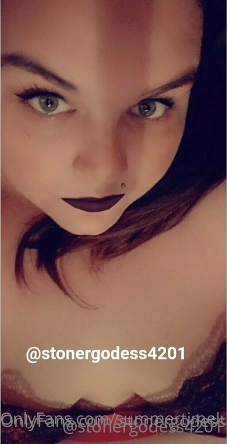 Naakte gelekte OnlyFans-foto van Summertimelust
