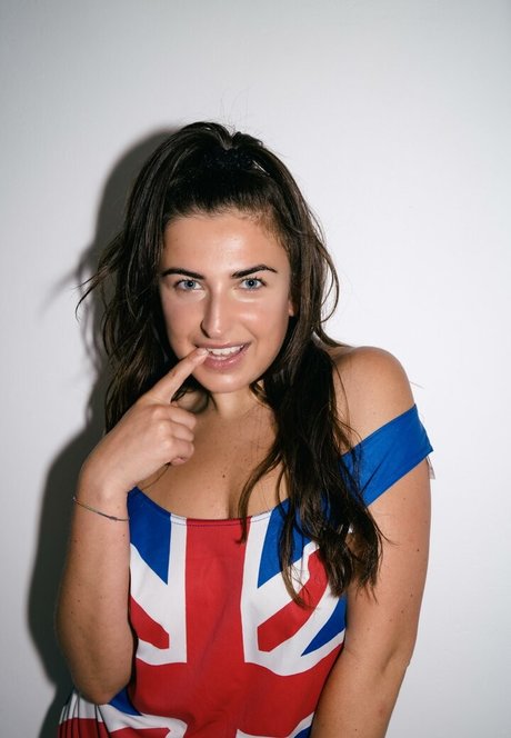 Naakte gelekte OnlyFans-foto van Crazybritishoe