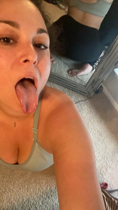 Naakte gelekte OnlyFans-foto van Bettyplug