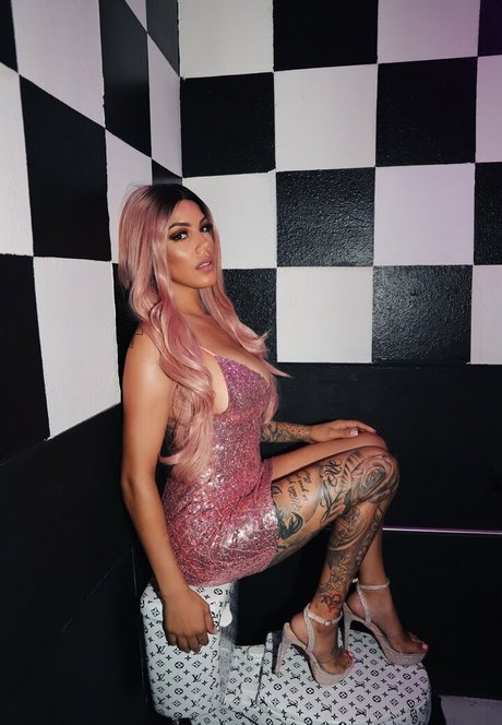 Naakte gelekte OnlyFans-foto van Prettygrlrocky
