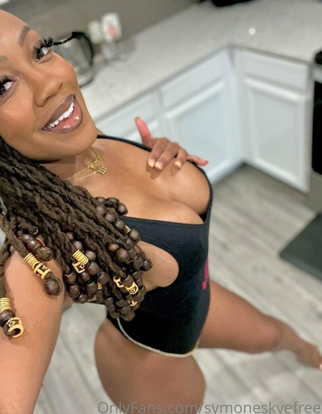 Symoneskyefree