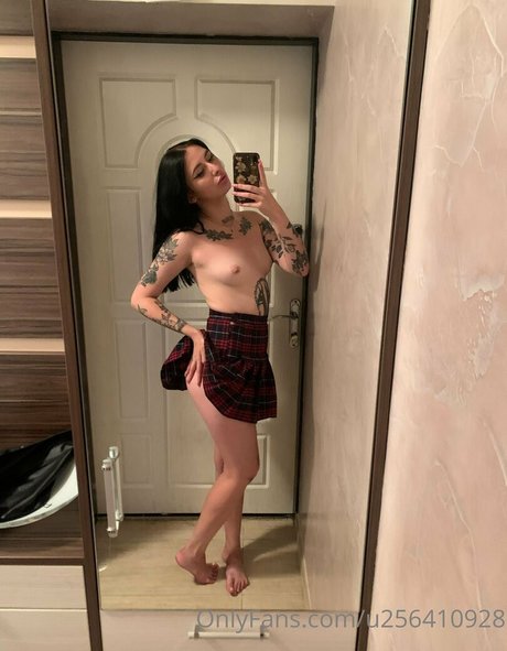 Naakte gelekte OnlyFans-foto van Alinajuicyb1tch