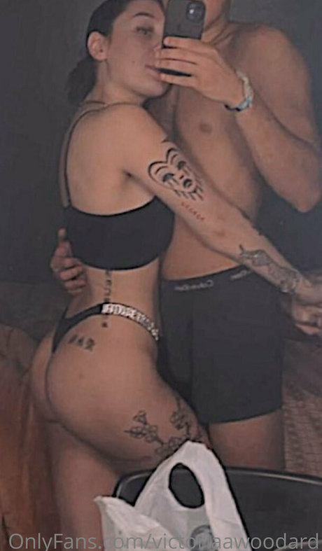 Naakte gelekte OnlyFans-foto van Victoriaawoodard
