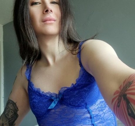Naakte gelekte OnlyFans-foto van Aliysha