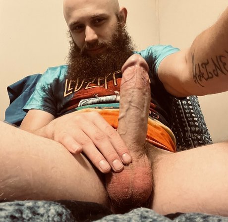 Naakte gelekte OnlyFans-foto van Blueballstudios