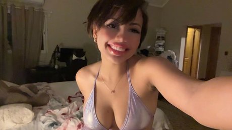 Naakte gelekte OnlyFans-foto van Jailhailet06