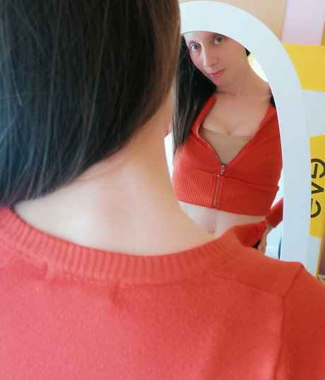 Naakte gelekte OnlyFans-foto van Naughtyannmarie