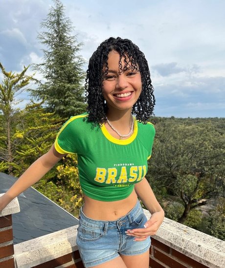 Larissa Kimberly