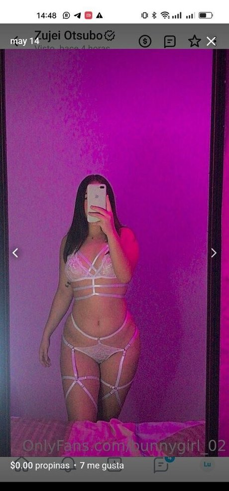 Naakte gelekte OnlyFans-foto van Bunnygirl02