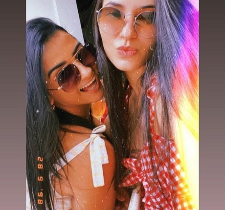 Naakte gelekte OnlyFans-foto van Gabriela Batista Torres