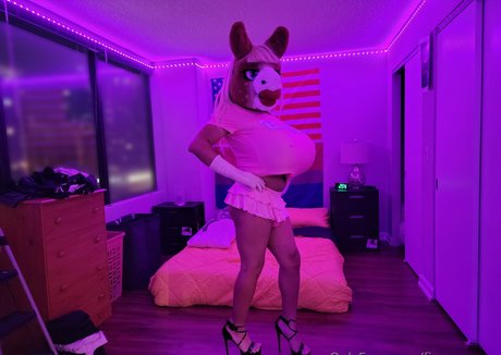 Naakte gelekte OnlyFans-foto van Fionamaray