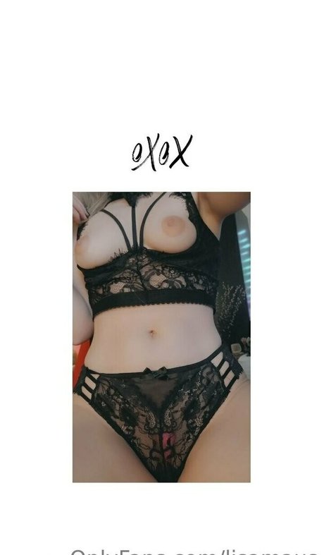 Naakte gelekte OnlyFans-foto van Lisamaus