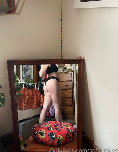 Naakte gelekte OnlyFans-foto van Sofiagains