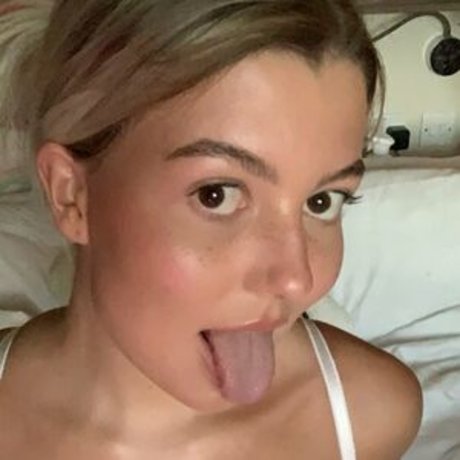Naakte gelekte OnlyFans-foto van Gb2001