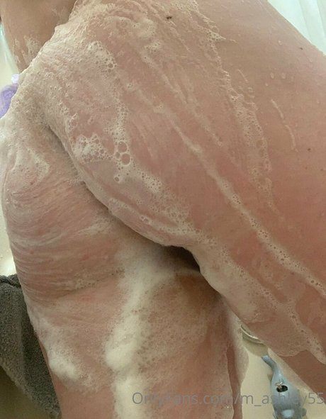 Naakte gelekte OnlyFans-foto van Mashley55