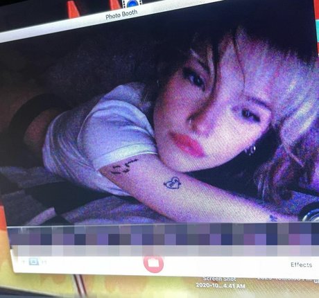 Naakte gelekte OnlyFans-foto van Ohkailno