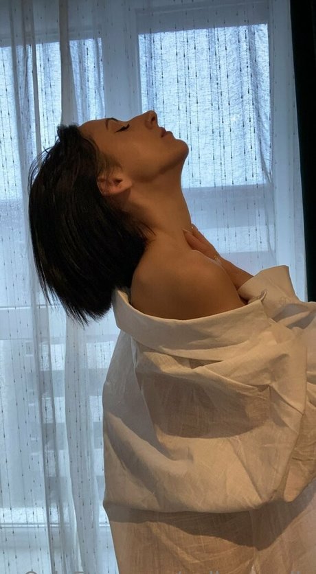 Naakte gelekte OnlyFans-foto van Pollysmalls