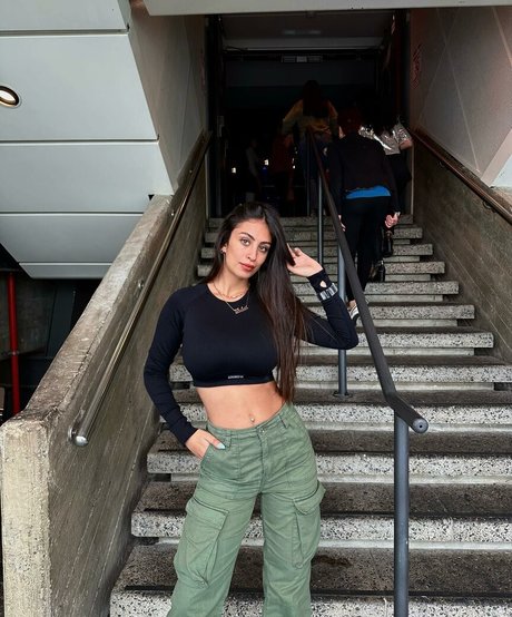 Naakte gelekte OnlyFans-foto van Shahar Halaf