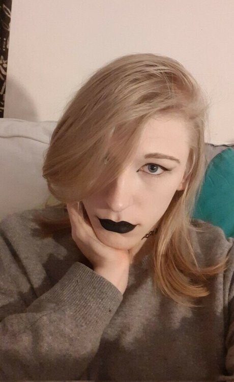 Naakte gelekte OnlyFans-foto van Lenathelicious