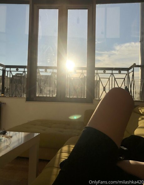 Naakte gelekte OnlyFans-foto van Milashka420