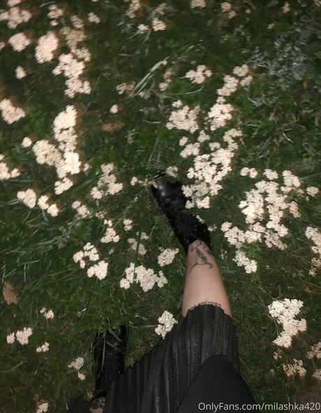 Naakte gelekte OnlyFans-foto van Milashka420