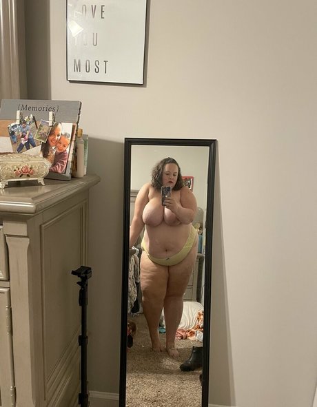 Naakte gelekte OnlyFans-foto van Xocandyox