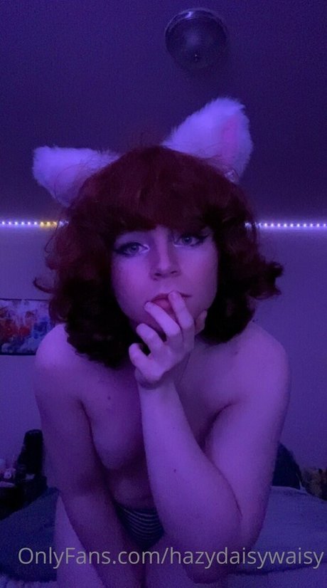 Naakte gelekte OnlyFans-foto van Hazydaisywaisy